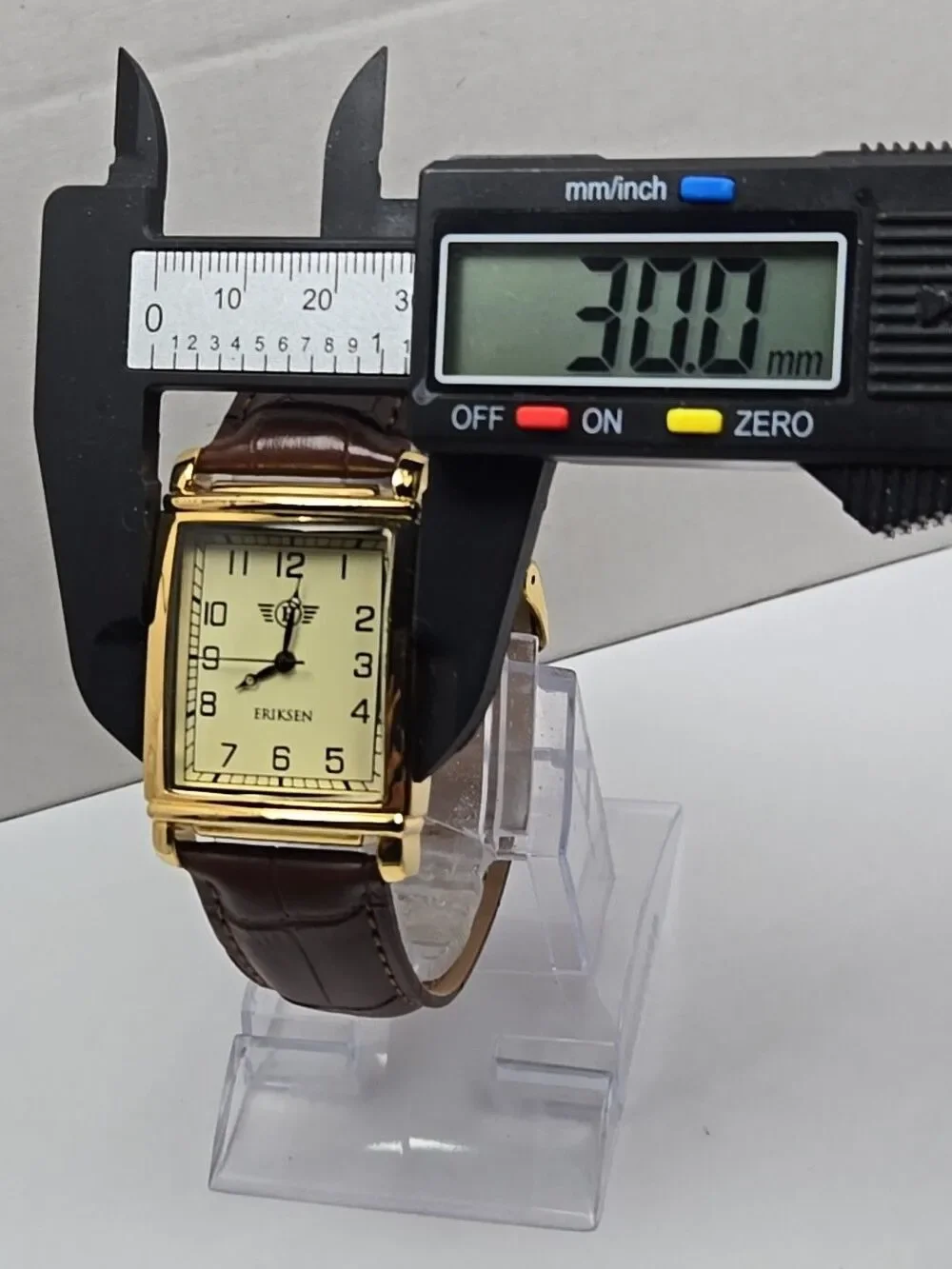 Eriksen The Classic Mens Gold Tone 30mm .Tank Watch New Battery Brown Leather